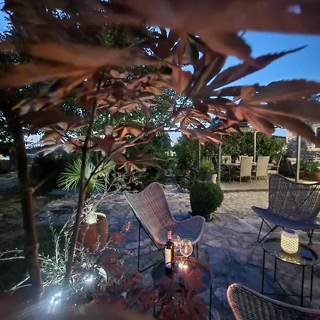 Stonehouse Ana With Jacuzzi Rovinj-krmed Krmed
