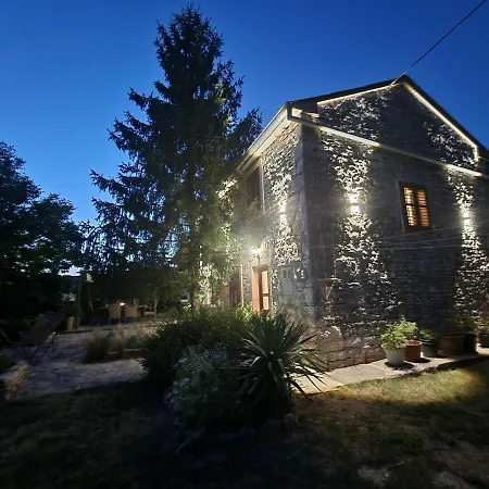 Stonehouse Ana With Jacuzzi Rovinj-krmed * Krmed
