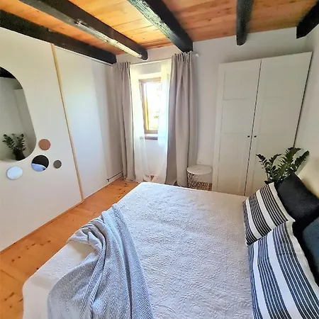 Stonehouse Ana With Jacuzzi Rovinj-krmed Vakantiehuis Krmed