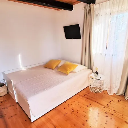 Stonehouse Ana With Jacuzzi Rovinj-krmed Krmed