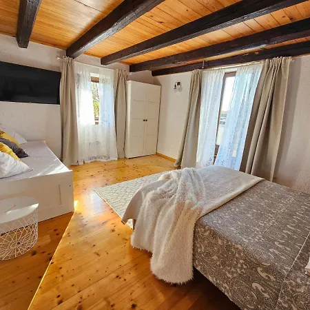 Σπίτι διακοπών Stonehouse Ana With Jacuzzi Rovinj-krmed Krmed