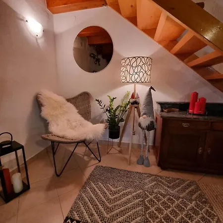 Vakantiehuis Stonehouse Ana With Jacuzzi Rovinj-krmed Krmed