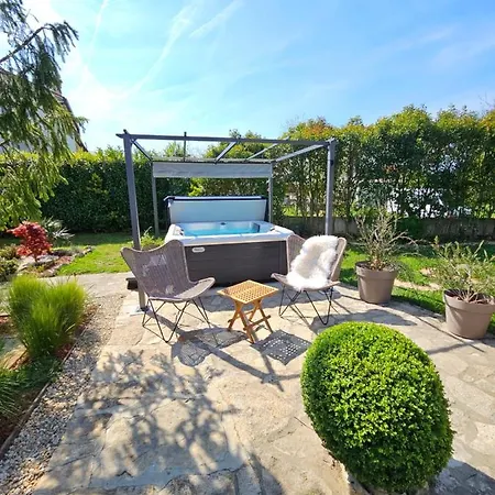 Stonehouse Ana With Jacuzzi Rovinj-krmed Krmed